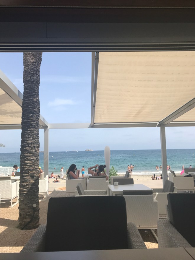 09F70A7C-15F1-46E0-936E-7F4706BC6F61