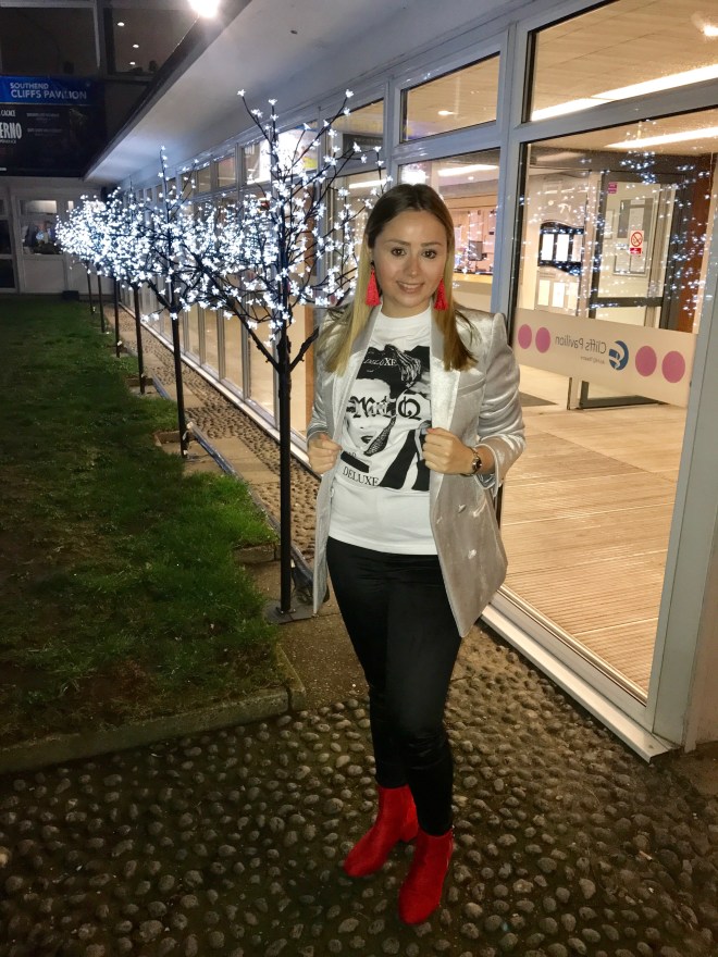 BC2F116E-1E32-453D-8095-3E901CD2C621